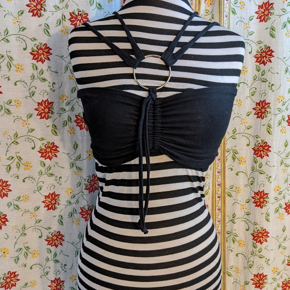 Crop Top with Center O Ring